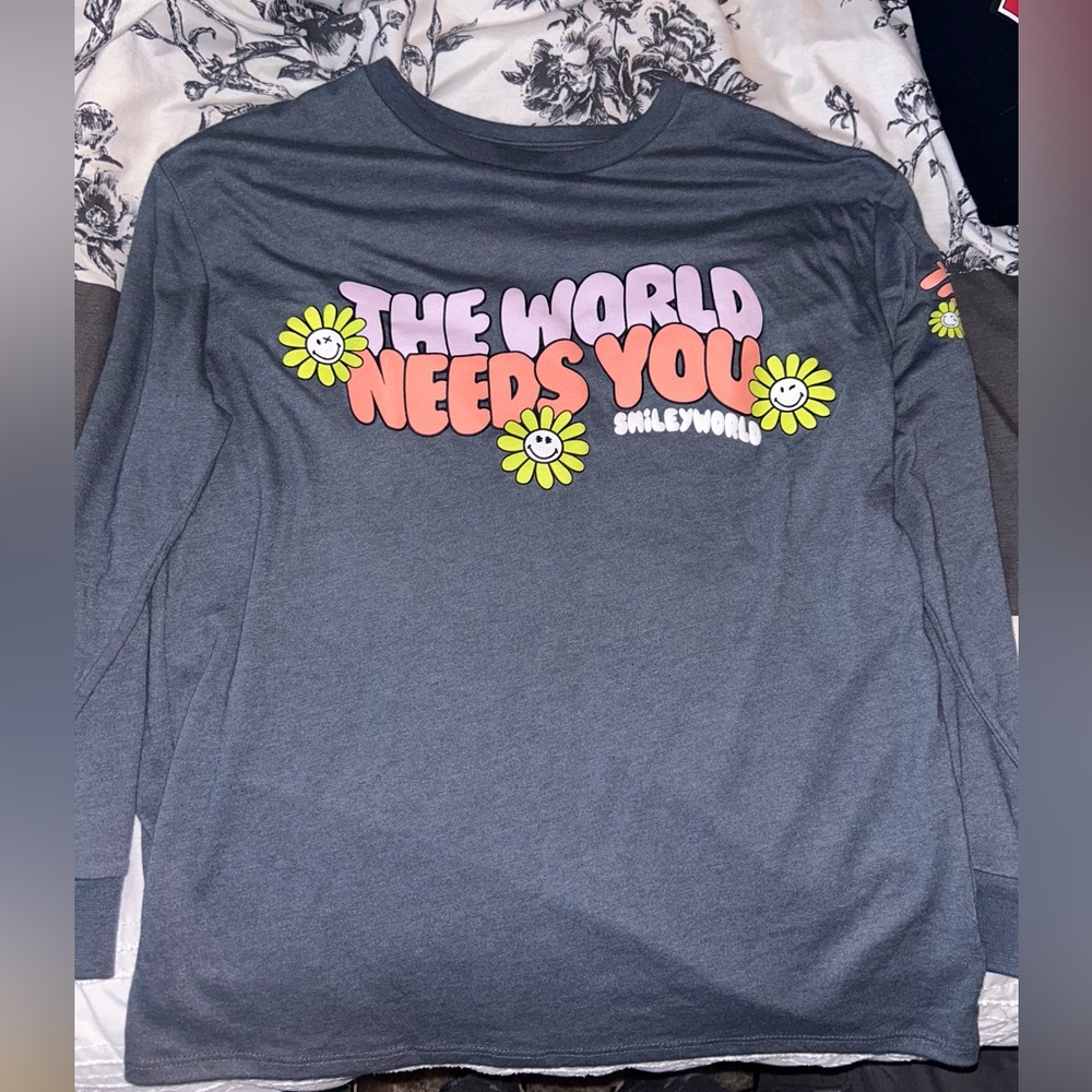 Graphic Long Sleeve